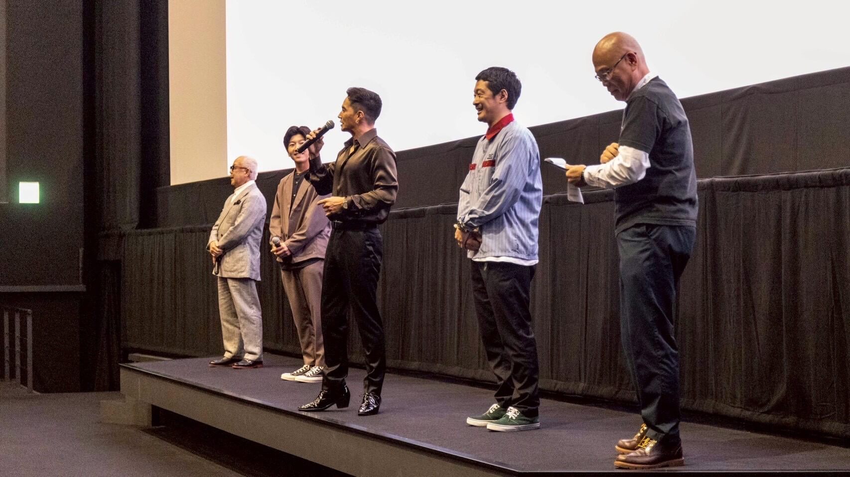 キャラバン写真1