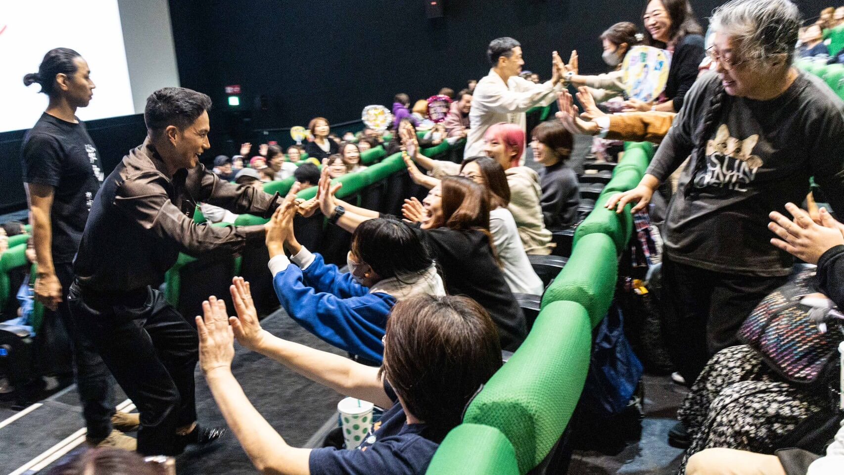 キャラバン写真8