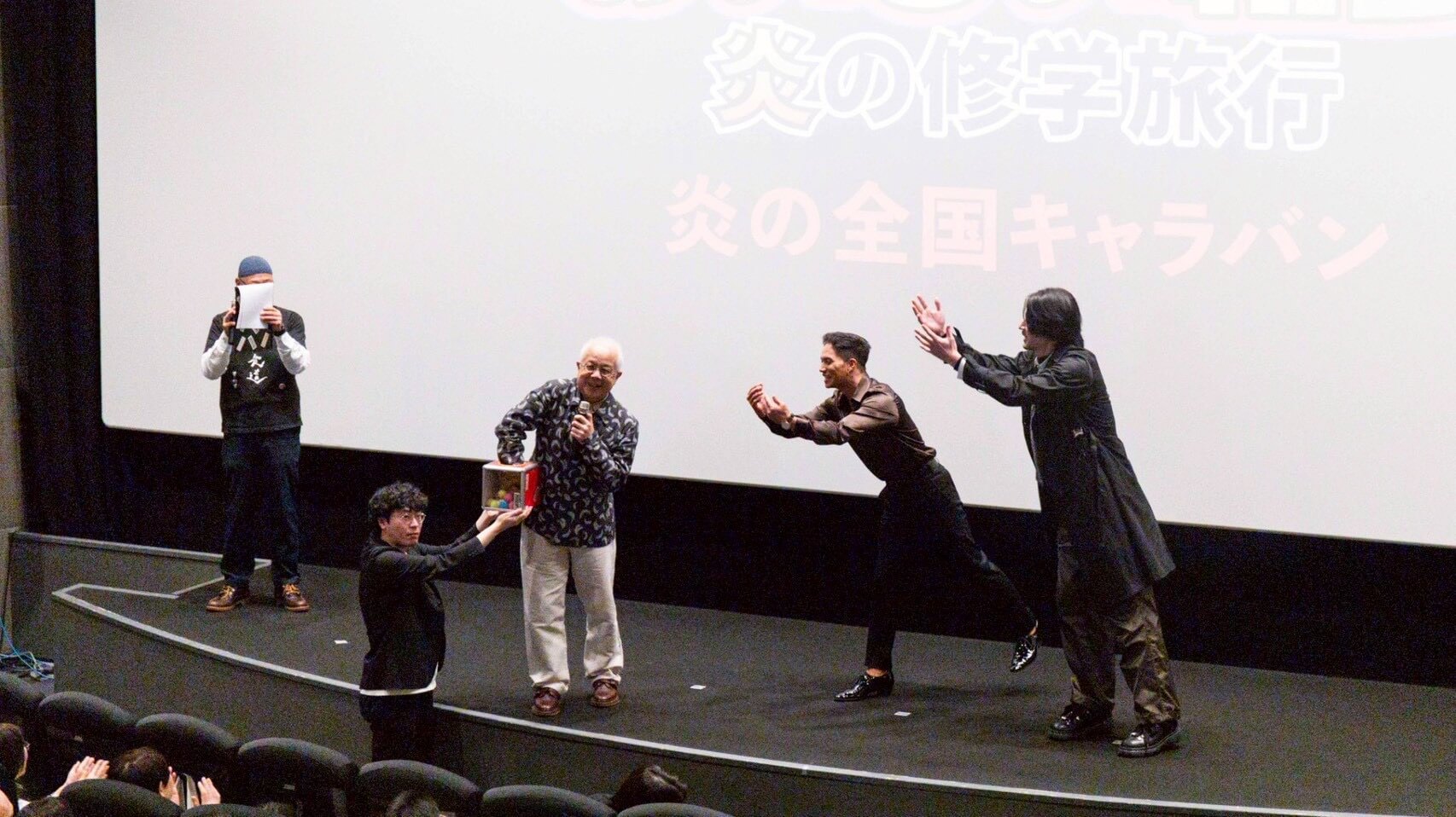 キャラバン写真2