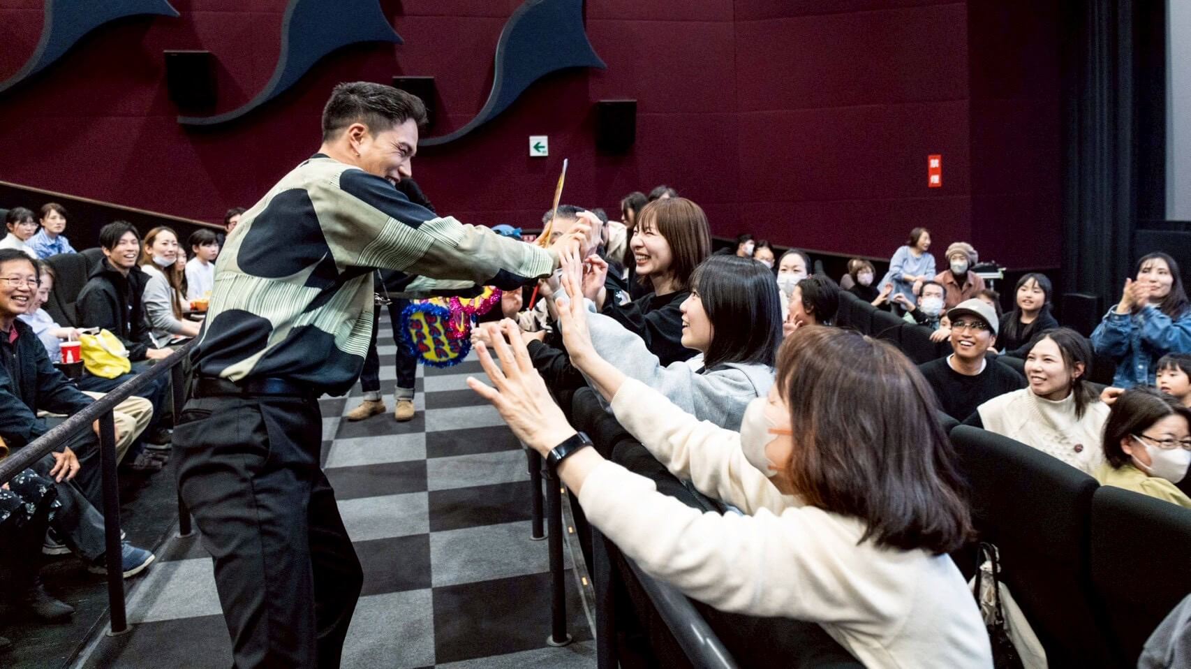 キャラバン写真7